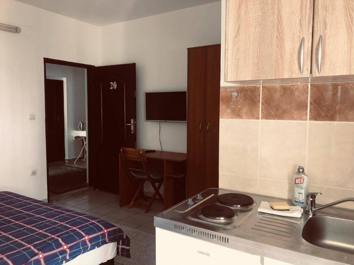 Studio Apartmani Lemon Budva Kültér fotó