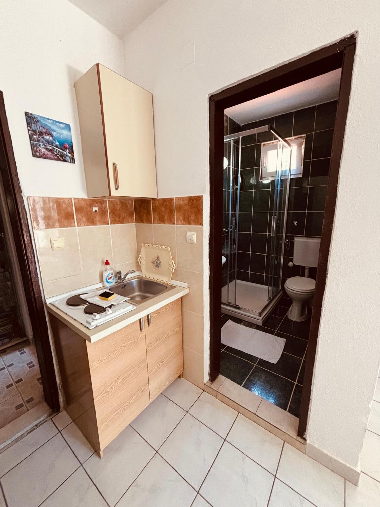 Studio Apartmani Lemon Budva Kültér fotó